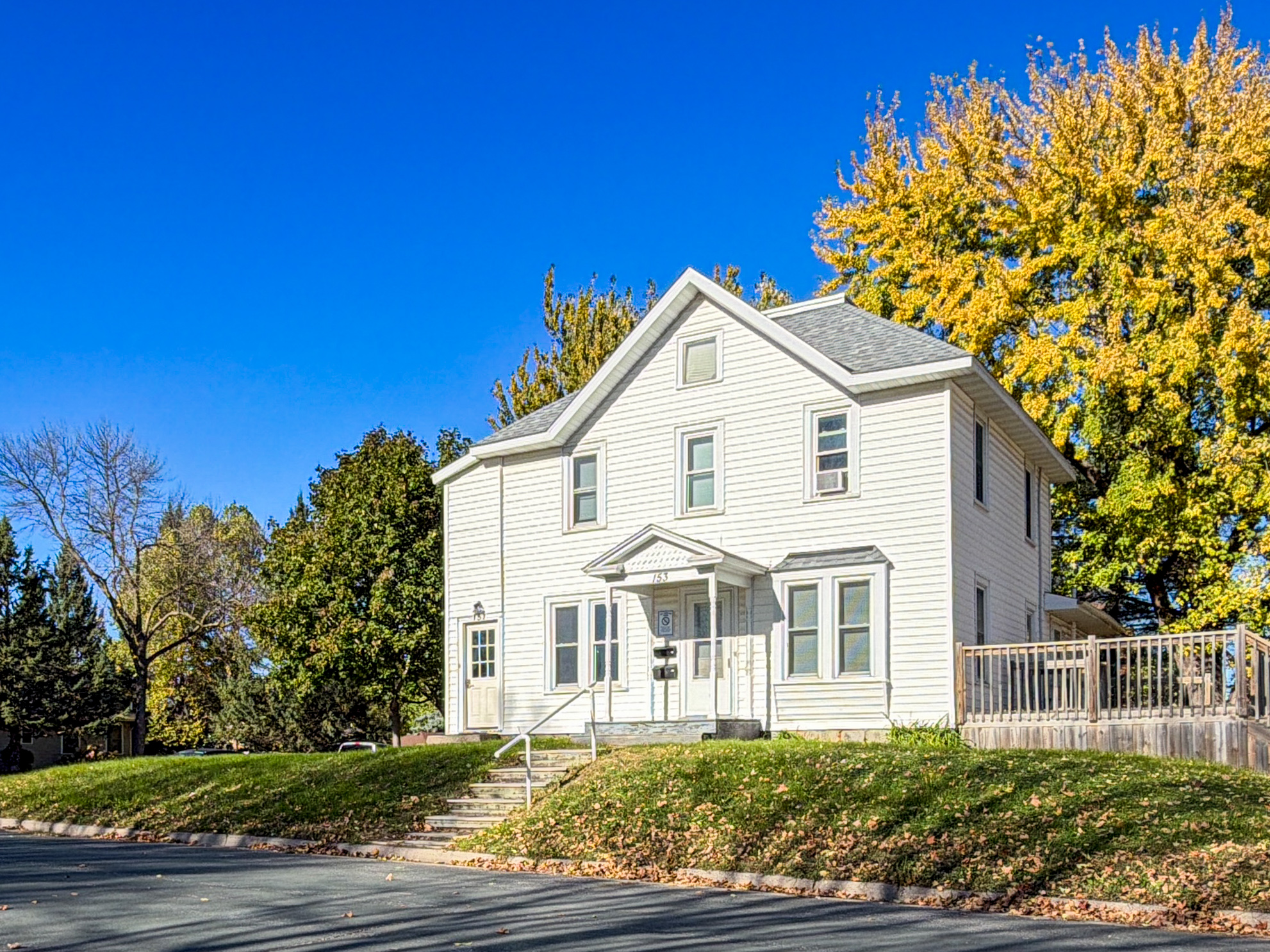 153 5th Avenue Northeast